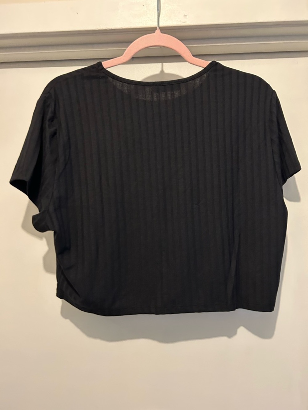 Basic Bae Black Ribbed Short Sleeve Crop Top - Picture 2 of 4